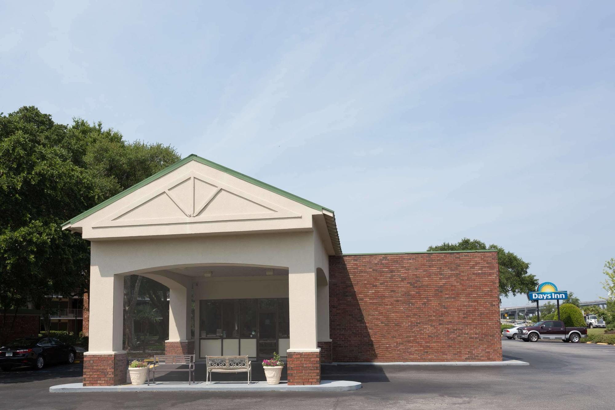 Days Inn By Wyndham Mt Pleasant-Charleston-Patriots Point Exterior foto